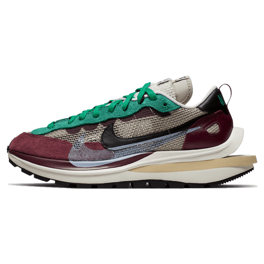 Nike x Sacai Vaporwaffle 'Villain Red Neptune Green'